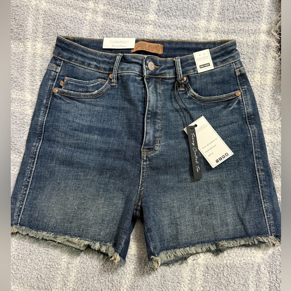 Judy Blue Dark Wash Frayed Hem Shorts - Picture 2 of 7